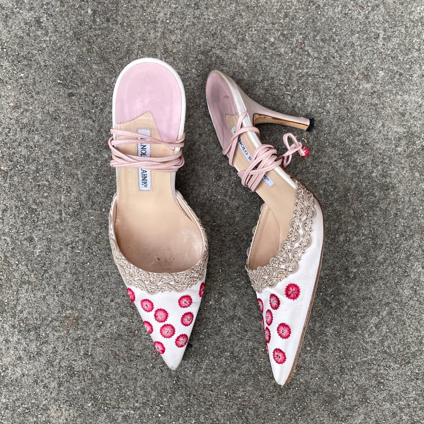 Manolo Blahnik White & Pink Floral Appliqué Satin Strappy Mule Heels