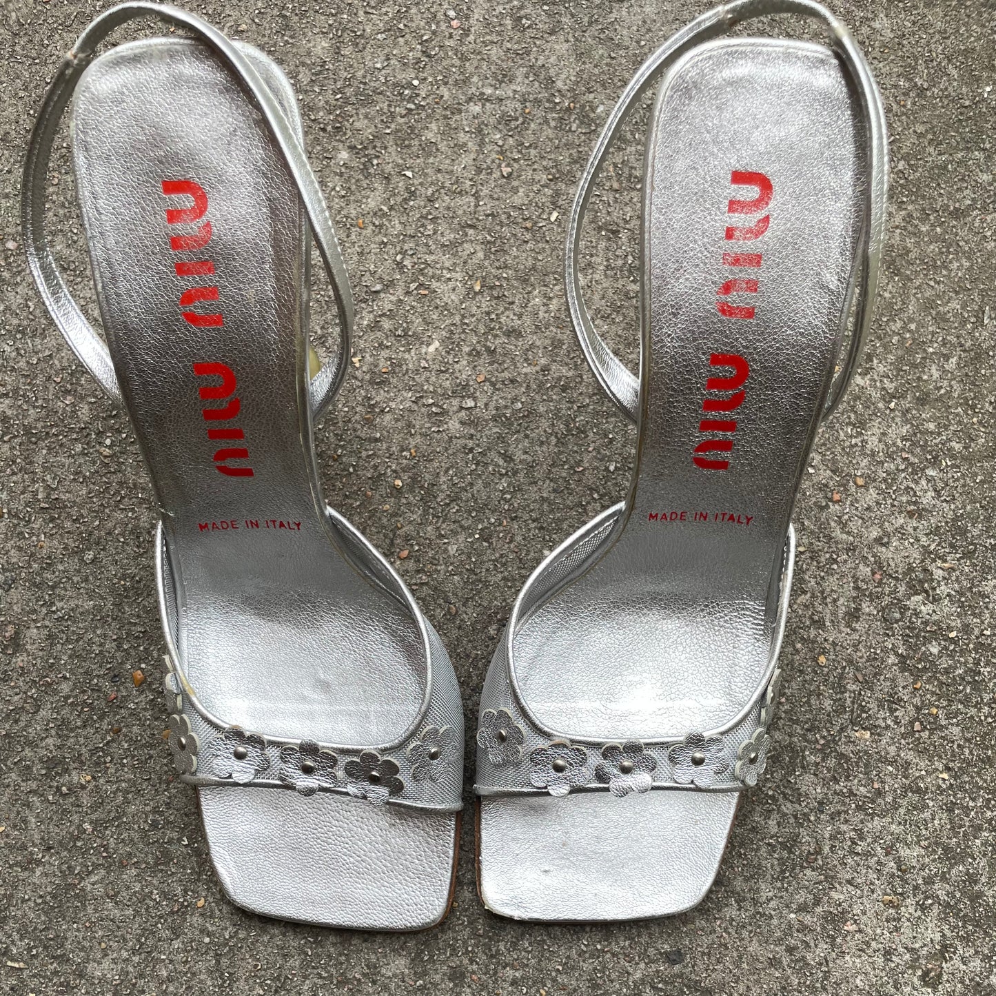 Miu Miu 1999 Metallic Silver Mesh Floral Daisy Slingback Heels