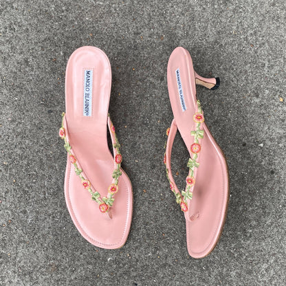 Manolo Blahnik Pink Floral Appliqué Leather Thong Sandal Heels