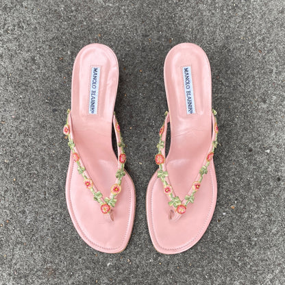 Manolo Blahnik Pink Floral Appliqué Leather Thong Sandal Heels