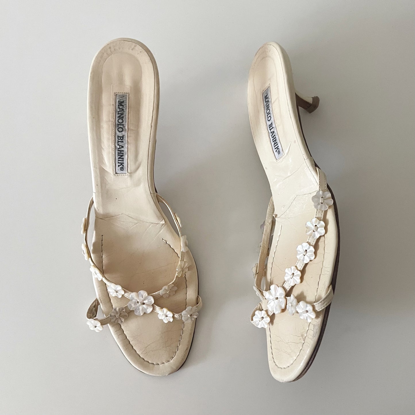 Manolo Blahnik 2000s Butter Yellow Pearlescent Flower Sandal Heels